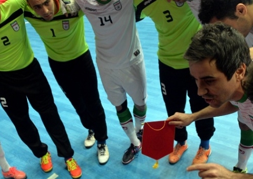 Futsal Uzbekistan vs Futsal Iran: Chìa khoá 10 phút đầu trận, 21h00 ngày 21/2