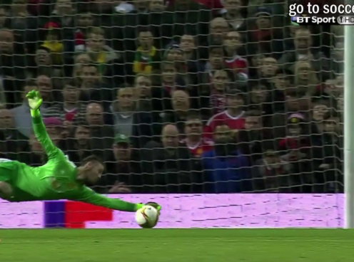 VIDEO: Pha cản phá xuất thần của De Gea trước Coutinho
