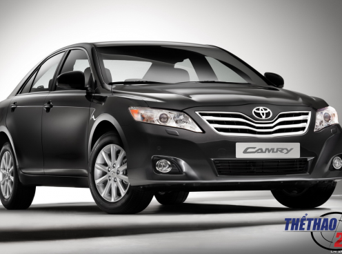 Xe Toyota Camry 2016