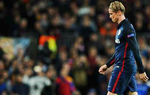 Torres nói gì sau chiếc thẻ đỏ tai hại trận gặp Barca?