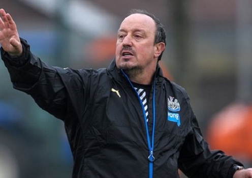 Rafa Benitez bất lực nhìn Newcastle “trôi dần” khỏi EPL