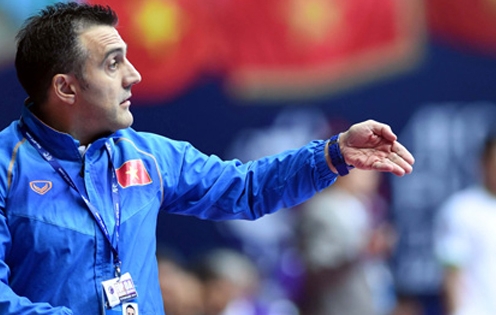 HLV Bruno Garcia: 'Futsal VN có thể gây bất ngờ tại World Cup 2016”