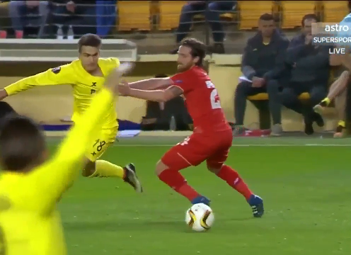 VIDEO: Sao Villarreal 2 lần xâu kim đối phương ở trận gặp Liverpool
