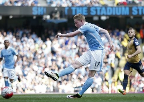 VIDEO: De Bruyne solo ghi bàn đẳng cấp vào lưới Arsenal