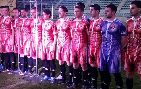 CLB Tây Ban Nha ra mắt mẫu áo đấu gây sốc