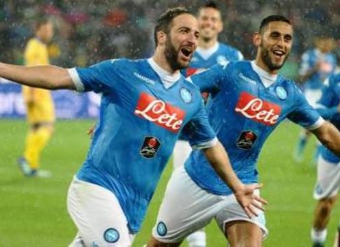 Video bàn thắng: Napoli 4-0 Frosinone (Vòng 38 - Serie A)