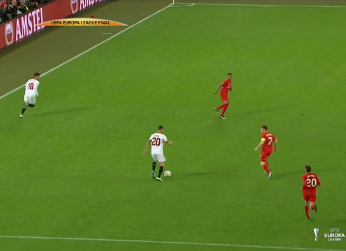 VIDEO: Màn phối hợp ghi bàn ấn tượng của Sevilla trước Liverpool