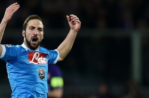 PSG ra giá 'cực sốc' cho Gonzalo Higuain