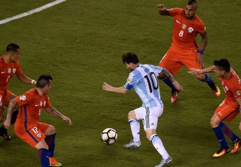 VIDEO: Màn trình diễn của Messi ở trận chia tay ĐT Argentina