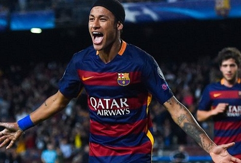Neymar chính thức ký hợp đồng mới