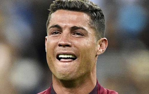 Cristiano Ronaldo: Huyền thoại từ nước mắt