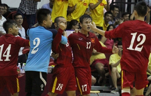 Futsal Việt Nam hòa kịch tính trước Ai Cập
