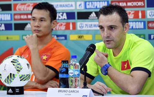 HLV tuyển Futsal Việt Nam nói gì trước trận gặp Nga?