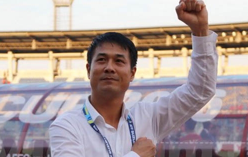 Nguyễn Hữu Thắng là HLV nội đầu tiên đưa ĐTVN váo bán kết AFF Cup