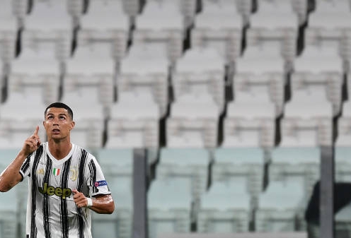 Ronaldo lập hàng loạt kỉ lục trong ngày Juventus gục ngã