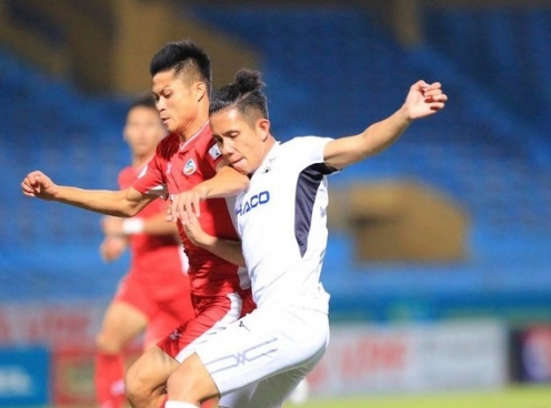 Tuyển thủ ĐT Việt Nam vô tình hé lộ tương lai với HAGL sau V-League 2020