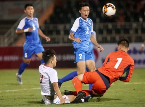 U19 Mông Cổ đánh bại U19 Guam sau trận cầu mưa bàn thắng