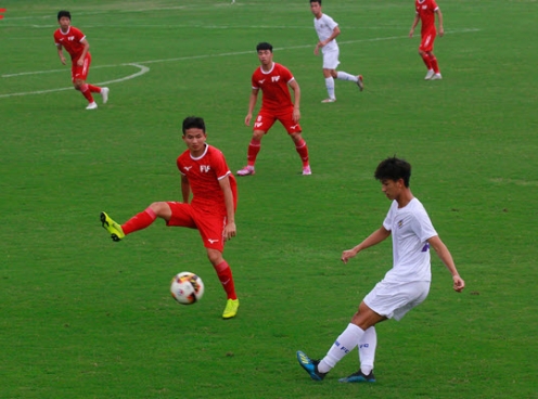 Đàn em Quang Hải hòa kịch tính với U19 PVF