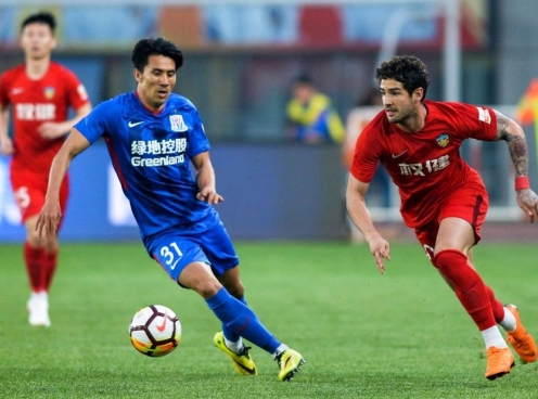 Đội bóng Trung Quốc gây sốc với màn thay người ở giây thứ 14
