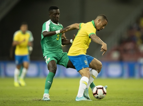 Neymar đá chính, Brazil không thể thắng Senegal trên đất Singapore