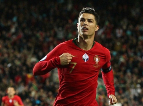 'Ronaldo béo' có thực sự giỏi hơn Cristiano Ronaldo?