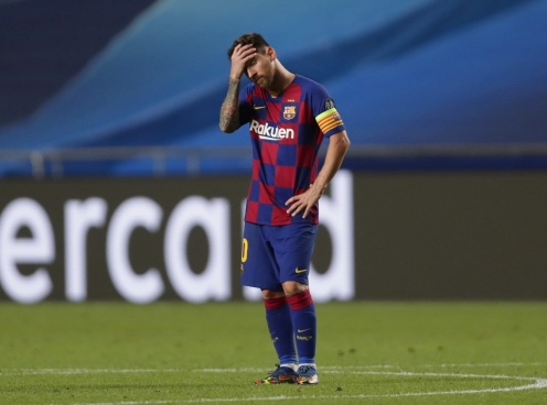 Messi chết lặng sau thất bại thảm họa của Barca
