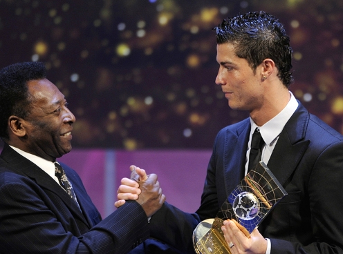 Ronaldo tuyên bố về Pele và siêu kỷ lục ghi bàn