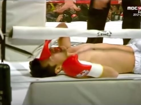 Cao thủ Thiếu Lâm đánh bầm dập nhà vô địch Taekwondo Olympic