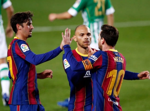 Người hùng Messi giúp Barca thắng dủy diệt Betis