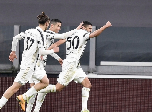 Sao trẻ 21 tuổi giải cứu Juventus trước Genoa