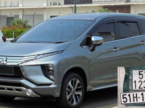 Mua Mitsubishi Xpander bốc được biển số “khủng”, giá tăng vọt