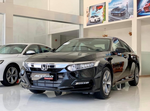 Honda Accord: Giá lăn bánh 2023, TSKT & đánh giá chi tiết