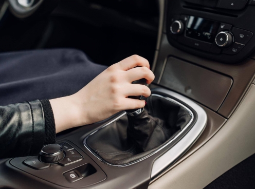 Kinh nghiệm lái xe số tự động: 6 sai lầm vô cùng nguy hiểm