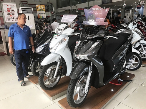 Mua xe máy mới chậm đăng ký có bị xử phạt không?