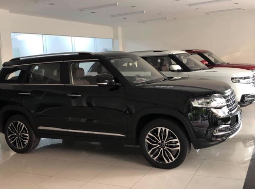 BAIC Q7 - SUV nhái Range Rover giá 600 triệu ra mắt tại Việt Nam