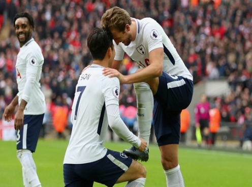 Tottenham thiệt đơn thiệt kép sau thất bại trước MU