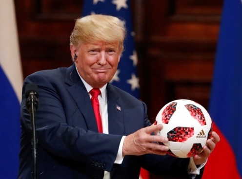 Tống thổng Mỹ Donald Trump từng là cầu thủ bóng đá