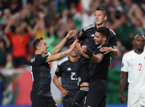 Hạ Canada dễ dàng, Mexico thách thức mọi đối thủ ở Gold Cup