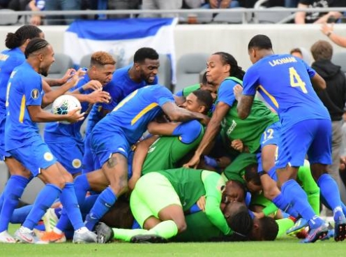 Nhà vua King's Cup, Curacao chính thức vào tứ kết Gold Cup 2019