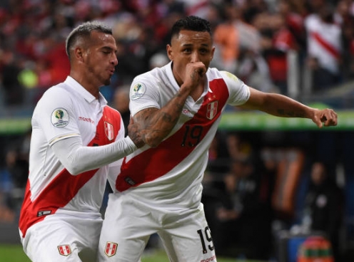 Hạ gục Chile, Peru gặp Brazil ở chung kết Copa America