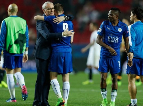 Leicester City gây sốc khi sa thải Ranieri