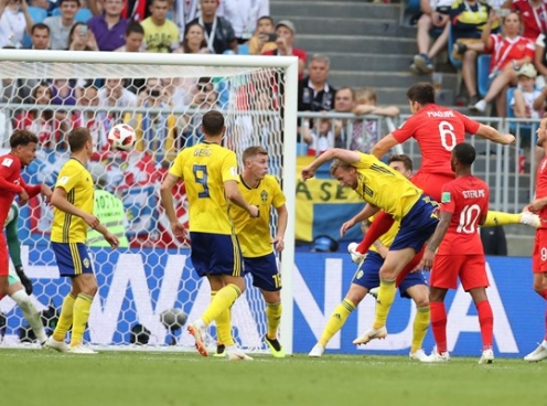 Harry Kane im tiếng, ĐT Anh vẫn có vé vào bán kết