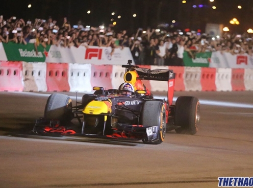 Khởi động F1 Việt Nam GP 2020: Đua xe, driff mãn nhãn