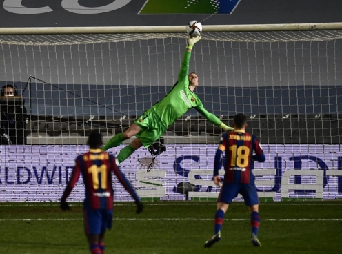 Vắng Messi, Barca đã tìm ra siêu nhân gánh đội khác