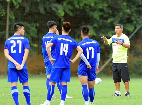 HLV Mai Đức Chung tiết lộ lối chơi của ĐT VN trước Campuchia