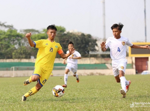 VIDEO: Lộ diện 'Văn Quyến đệ nhị' của bóng đá Việt Nam