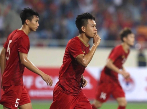 Vietnam head coach considers the replacement for Dinh Trong in Vietnam lineup