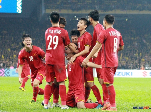 World Cup 2022 qualifier: Quang Hai shines, Vietnam scores 3 points at home