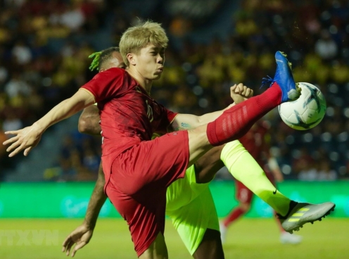 HLV Henrique Calisto ngạc nhiên khi Công Phượng sang Bỉ thi đấu