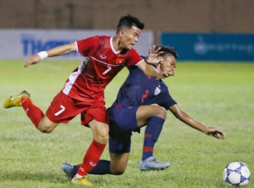 HLV U19 Việt Nam lý giải quyết định không gọi cầu thủ SLNA